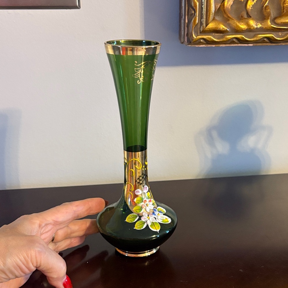 Elegant Green Floral Vase
